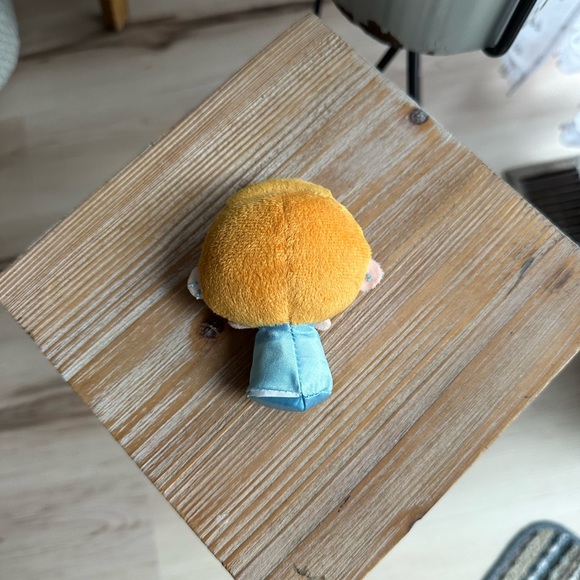 Disney tea cup plushies Cinderella - Picture 3 of 3